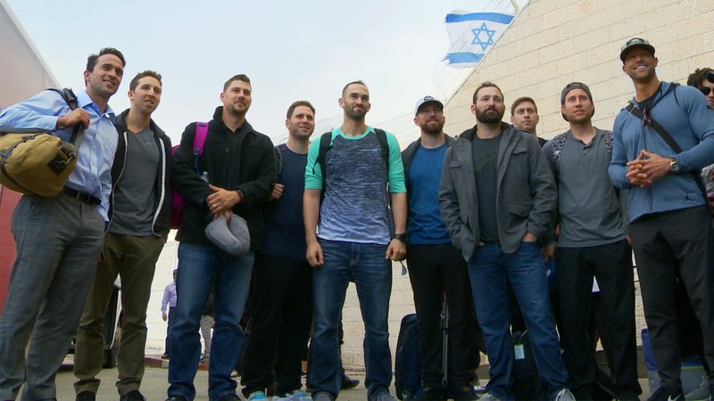 heading home: the tale of team israel still, team standing together, group photo